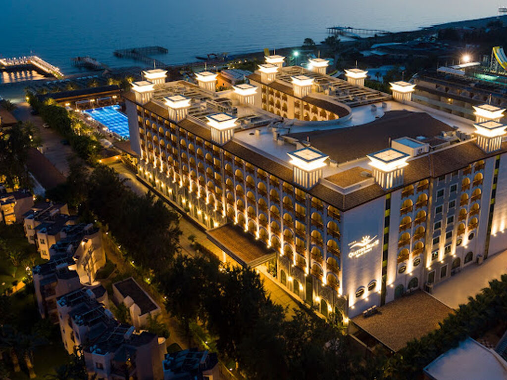 Quattro Beach Spa & Resort Hotel