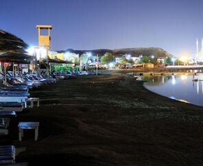 Turquoise Beach Hotel 