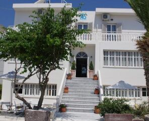 Kamari Blu Boutique Hotel