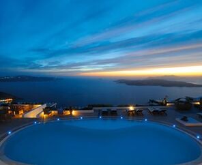 Lilium Santorini Hotel