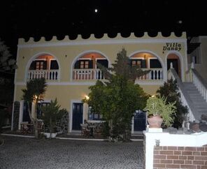 Danae Villa
