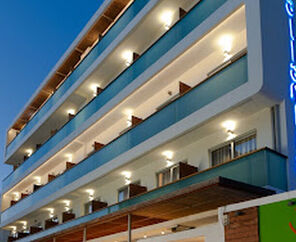 Atlantis City Hotel