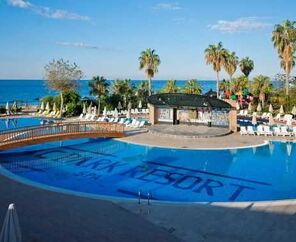 Mc Beach Resort Hotel