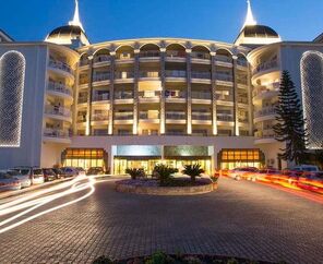Kirman Sidera Luxury & Spa