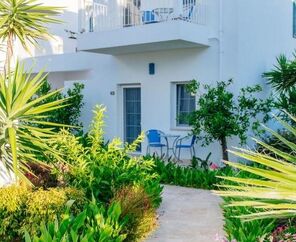 Via Farilya Hotel