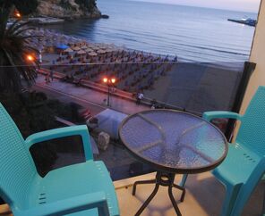 Hotel Cruiser