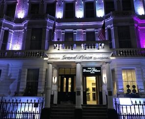 Park City Grand Plaza Kensington